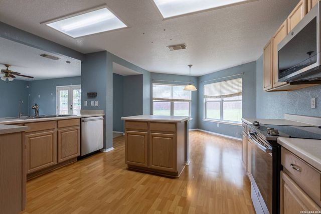 10838 LARSON CAVERN, San Antonio, TX 78254
