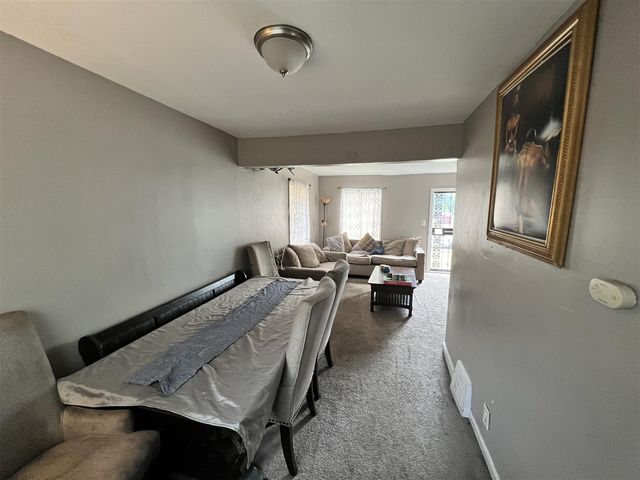 9151 Mansfield Street, Detroit, MI 48228