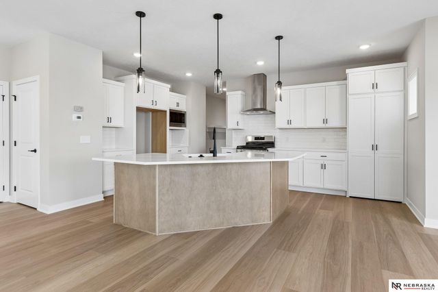 12104 S 109th Street, Papillion, NE 68046
