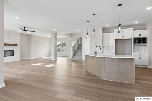 12104 S 109th Street, Papillion, NE 68046