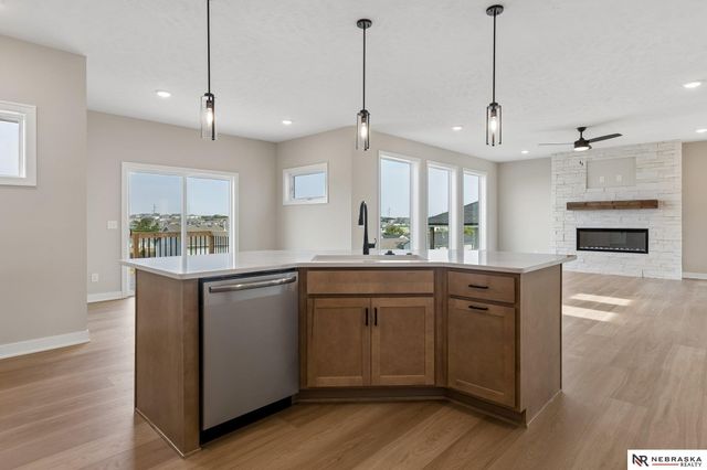 12104 S 109th Street, Papillion, NE 68046