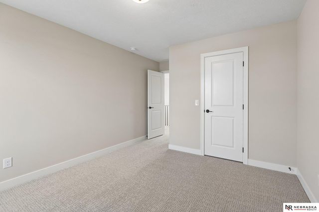 12104 S 109th Street, Papillion, NE 68046