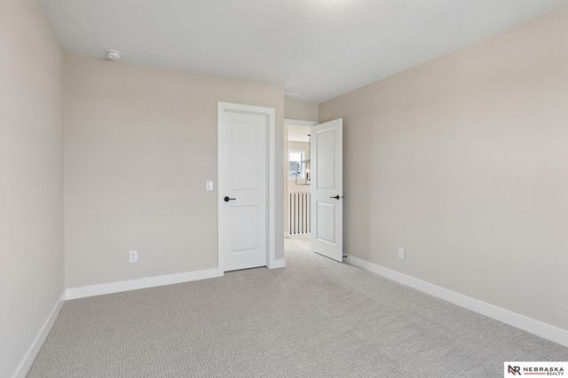 12104 S 109th Street, Papillion, NE 68046