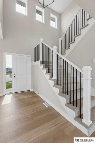 12104 S 109th Street, Papillion, NE 68046