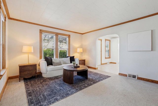 1008 Giles Street, Stoughton, WI 53589
