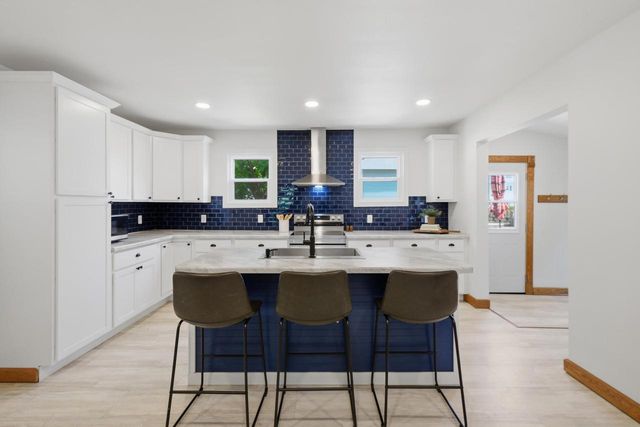 1008 Giles Street, Stoughton, WI 53589