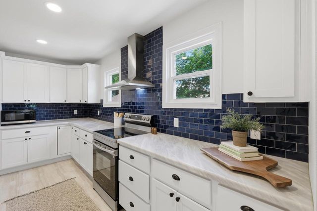 1008 Giles Street, Stoughton, WI 53589