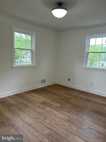 9620 52ND AVE, College Park, MD 20740
