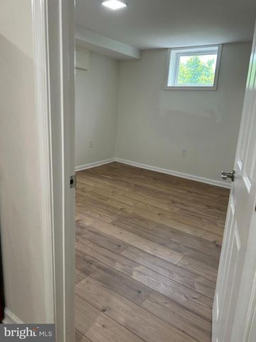 9620 52ND AVE, College Park, MD 20740