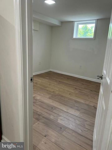 9620 52ND AVE, College Park, MD 20740