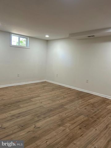 9620 52ND AVE, College Park, MD 20740