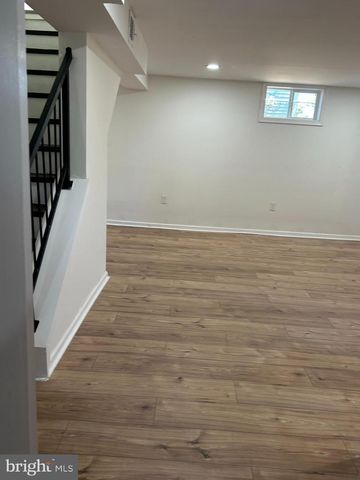 9620 52ND AVE, College Park, MD 20740