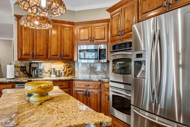 165 Paddock Point, Hot Springs, AR 71913