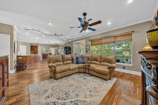 165 Paddock Point, Hot Springs, AR 71913