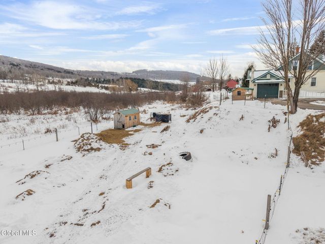 552 N Harpersfield Road, Jefferson, NY 12093