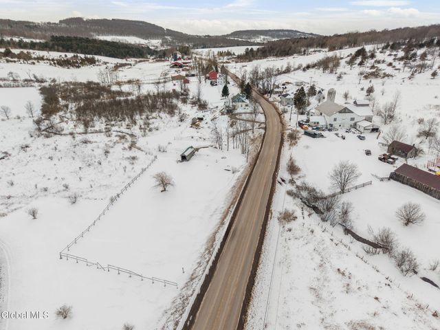 552 N Harpersfield Road, Jefferson, NY 12093