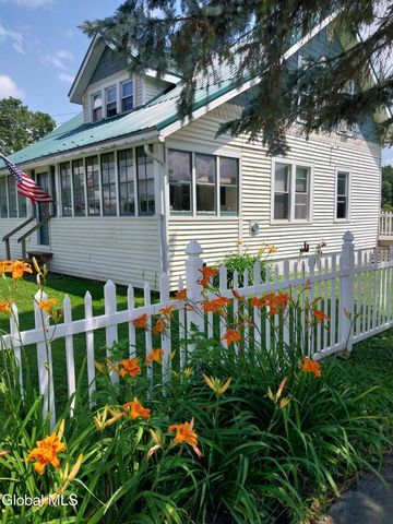 552 N Harpersfield Road, Jefferson, NY 12093