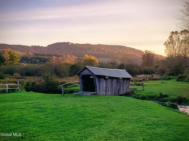 552 N Harpersfield Road, Jefferson, NY 12093