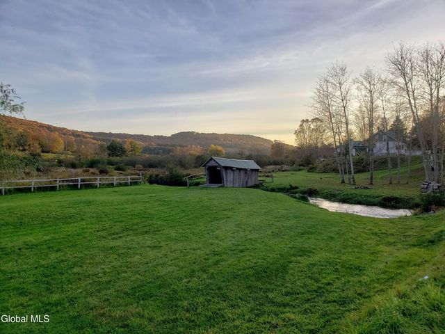 552 N Harpersfield Road, Jefferson, NY 12093