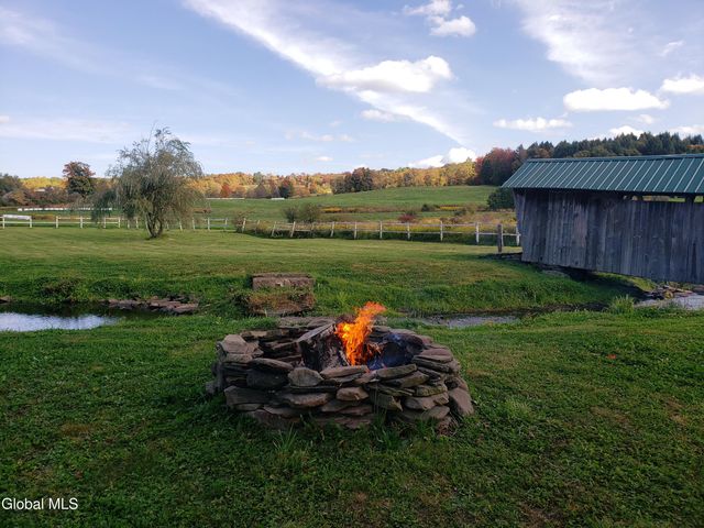 552 N Harpersfield Road, Jefferson, NY 12093