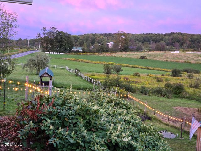 552 N Harpersfield Road, Jefferson, NY 12093