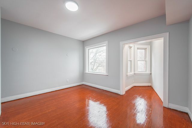 6720 S Paxton Avenue 3N, Chicago, IL 60649