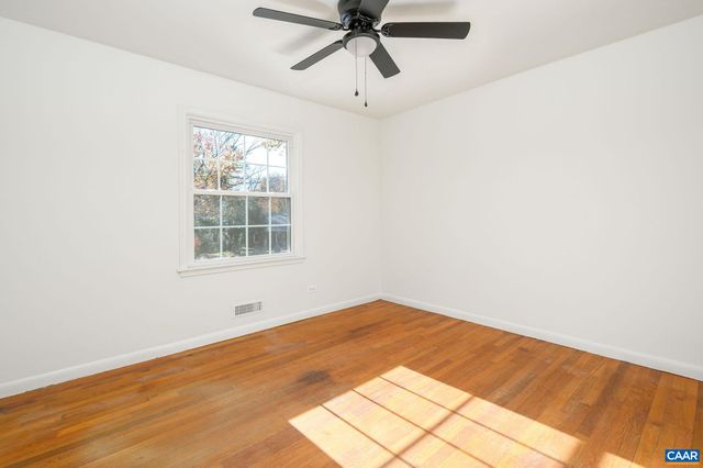 2304 SHELBY DR, Charlottesville, VA 22901