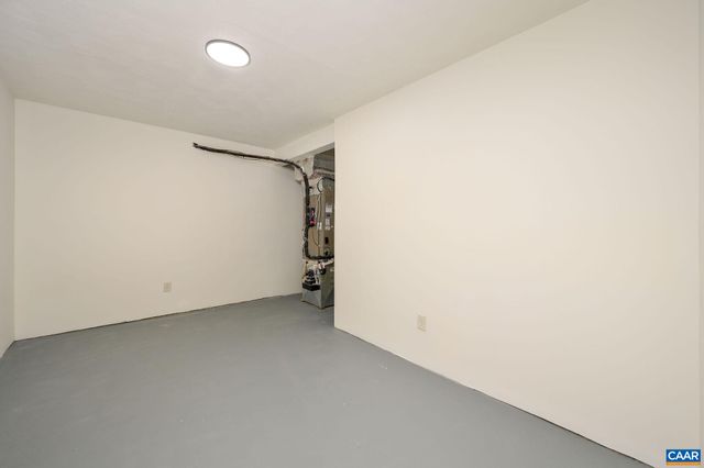 2304 SHELBY DR, Charlottesville, VA 22901