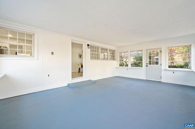 2304 SHELBY DR, Charlottesville, VA 22901