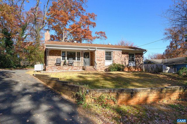2304 SHELBY DR, Charlottesville, VA 22901