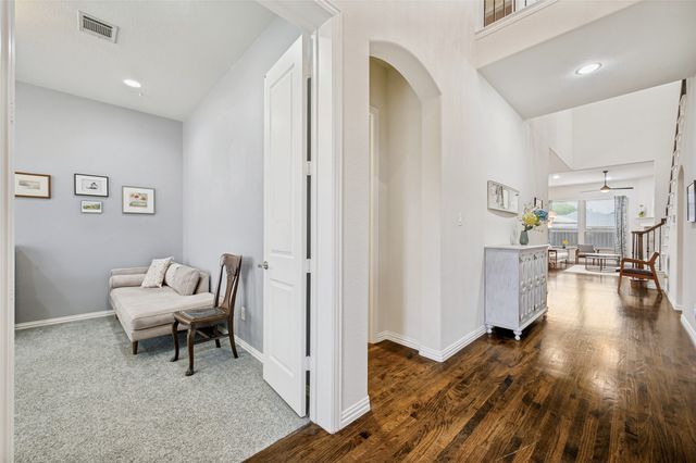 2841 Edinburgh, Carrollton, TX 75006