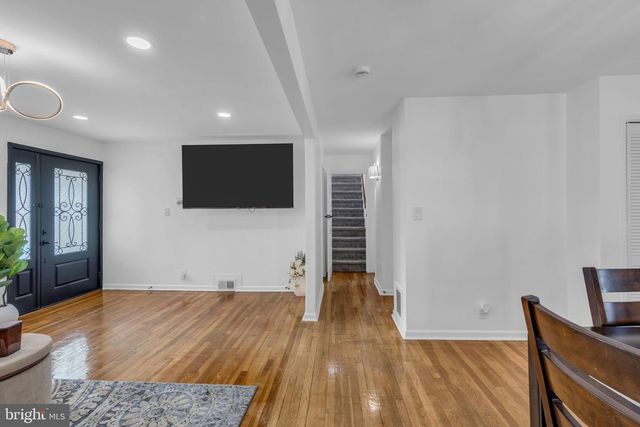 166 MILTON AVE, Hamilton, NJ 08610