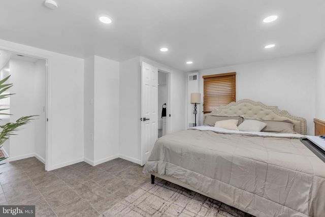 166 MILTON AVE, Hamilton, NJ 08610