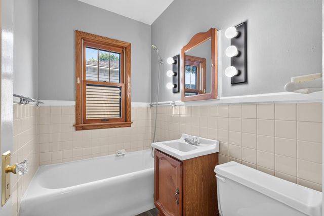 5332 14th Avenue S, Minneapolis, MN 55417