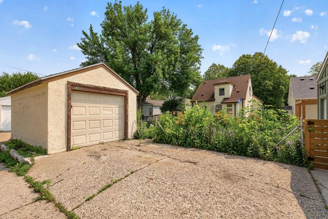 5332 14th Avenue S, Minneapolis, MN 55417