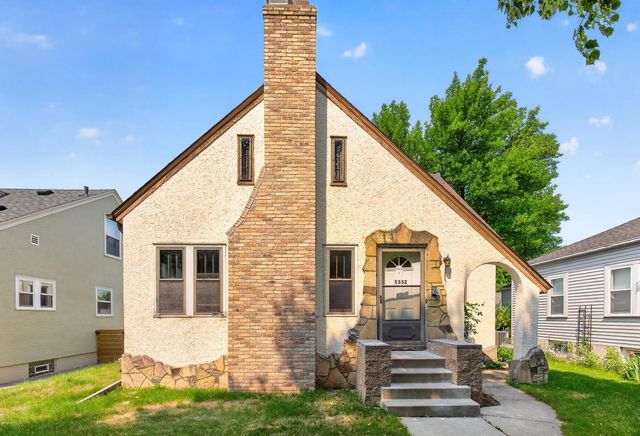 5332 14th Avenue S, Minneapolis, MN 55417