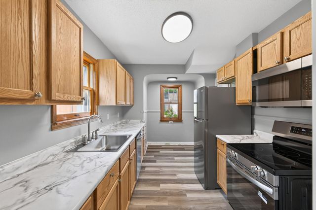 5332 14th Avenue S, Minneapolis, MN 55417