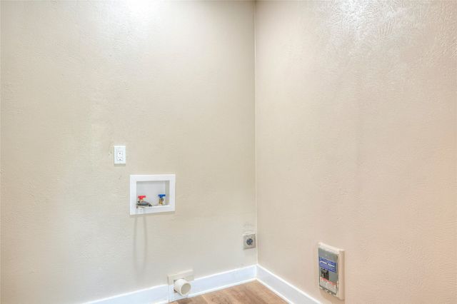 509 Walnut Drive, Mesquite, TX 75149