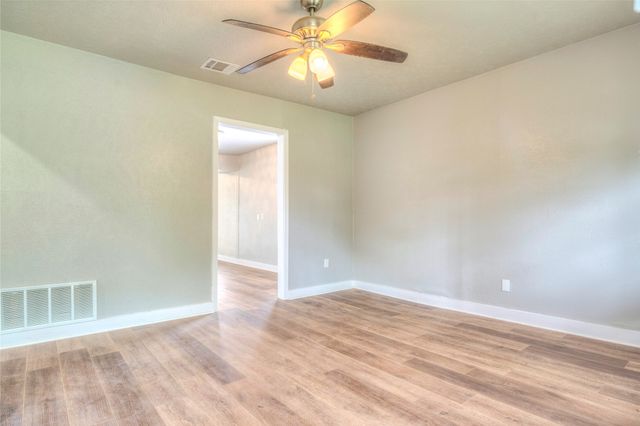 509 Walnut Drive, Mesquite, TX 75149