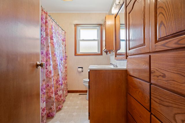 507 S Thompson Street, Vinita, OK 74301