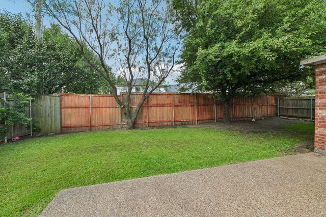 2825 Wales Court, Grand Prairie, TX 75052