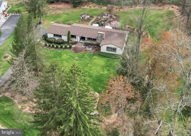 104 UNICORN LN, Kennett Square, PA 19348