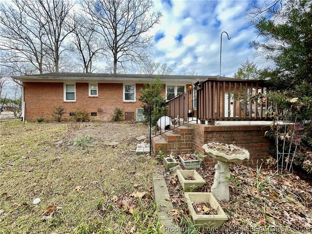 922 Brookhaven Drive, Fayetteville, NC 28303