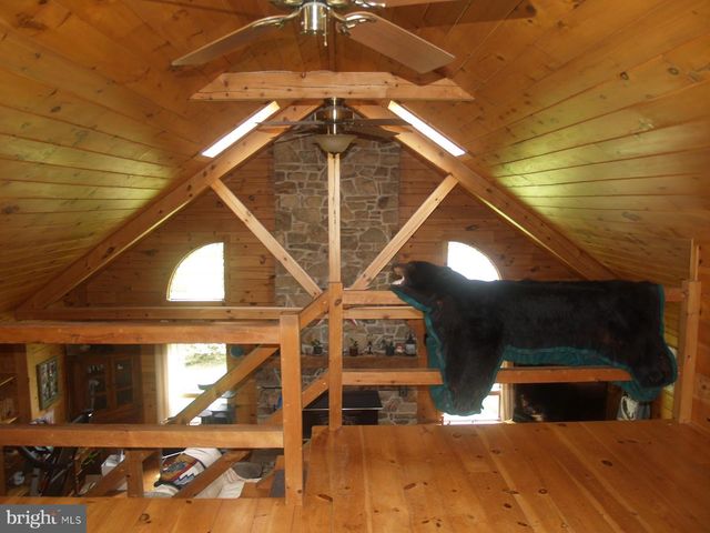 94 BASIN HILL RD, Duncannon, PA 17020