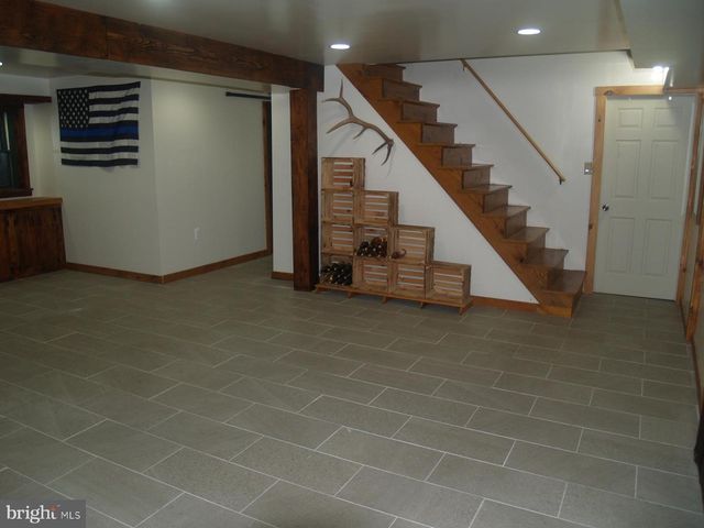 94 BASIN HILL RD, Duncannon, PA 17020
