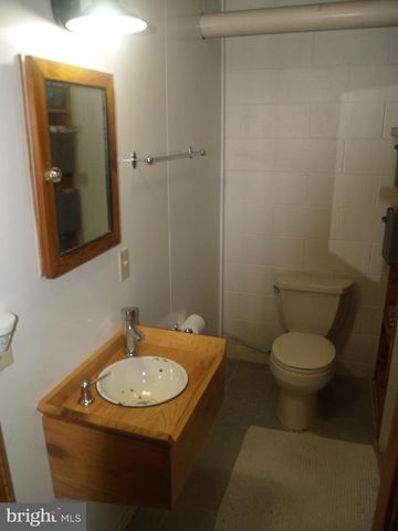 94 BASIN HILL RD, Duncannon, PA 17020