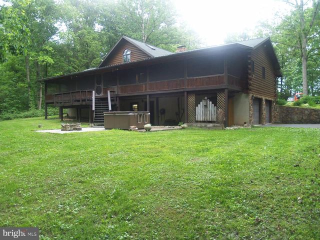 94 BASIN HILL RD, Duncannon, PA 17020