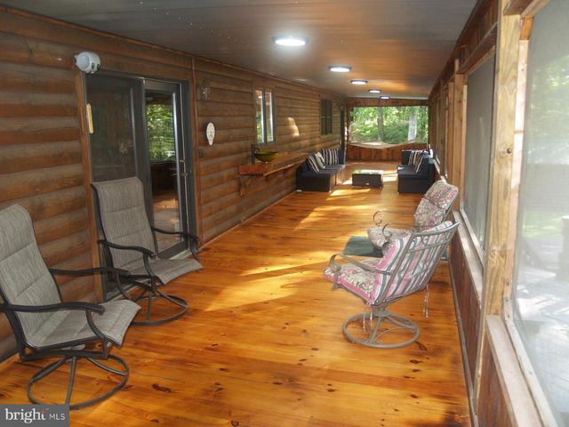 94 BASIN HILL RD, Duncannon, PA 17020