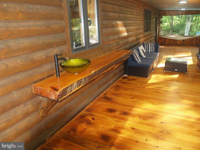 94 BASIN HILL RD, Duncannon, PA 17020
