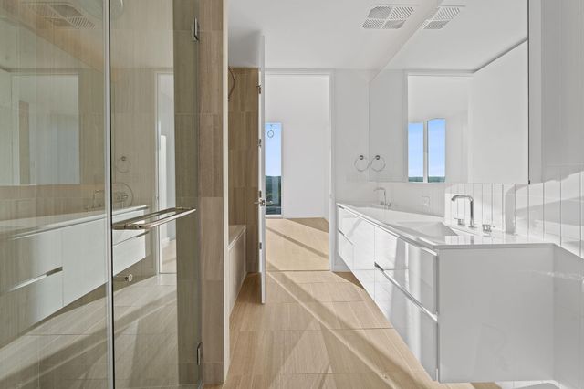 313 W 17th ST 1505, Austin, TX 78701